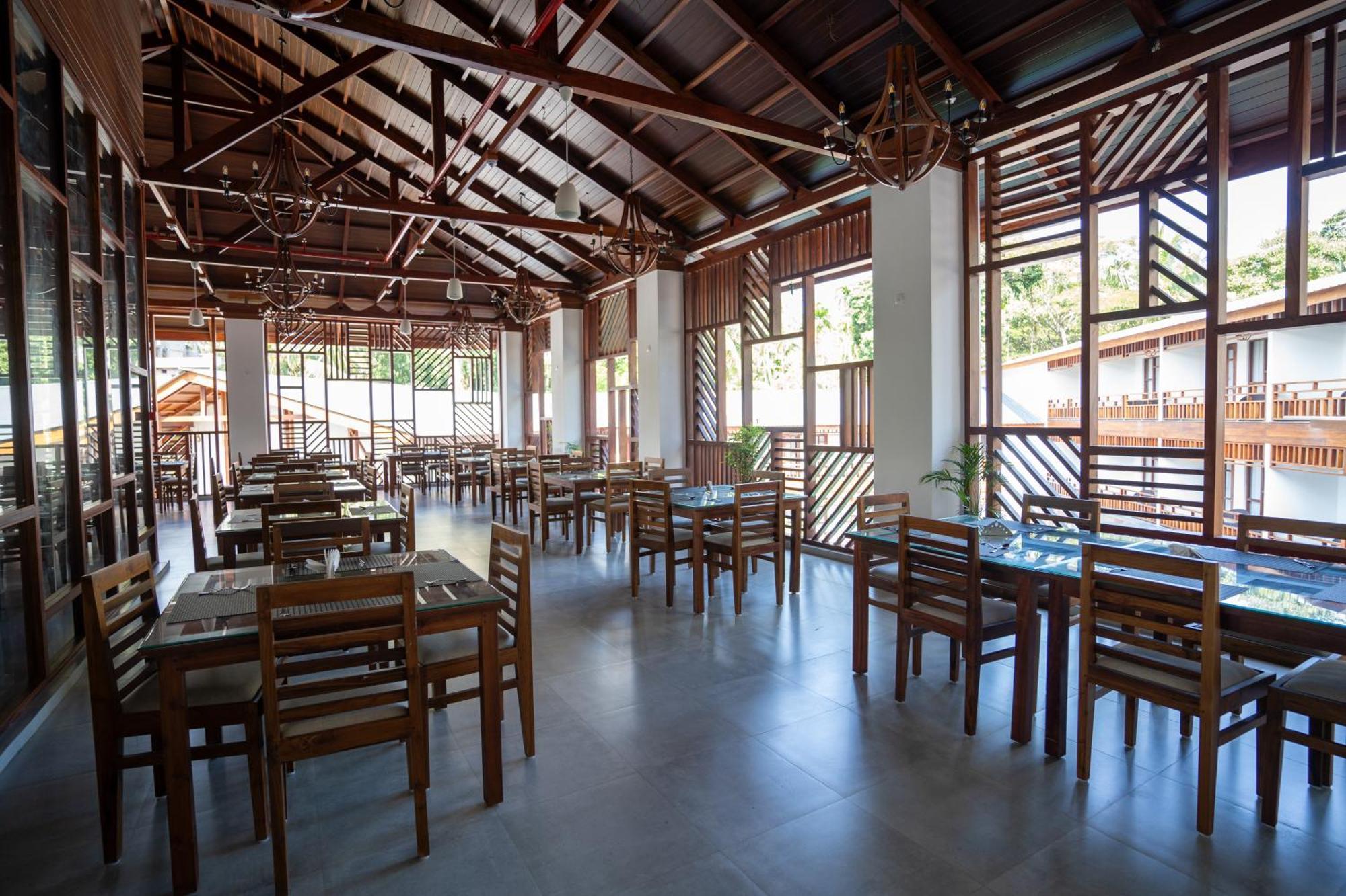 The Eden Hotel Port Blair Exterior foto